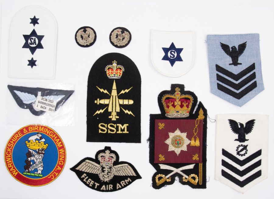 A selection of embroidered and Bullion Military Insignia including an Irish Guards Colour - Image 2 of 2