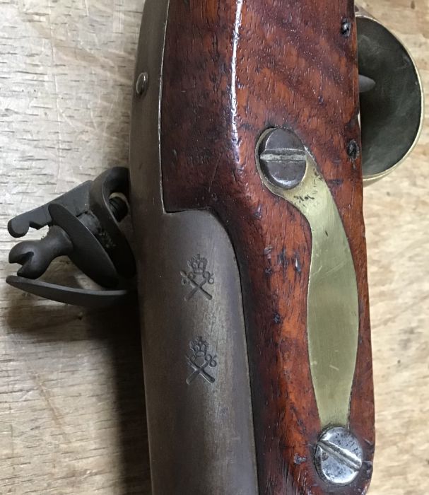 Plain English 18th early 19th Century flintlock trade livery or holster pistol in military style, - Image 3 of 4