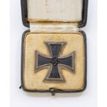 World War II German Iron Cross 1st Class, with original fitted case. 'Coke bottle' shaped pin to
