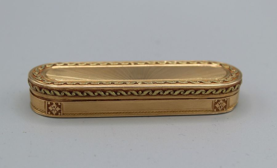 A gold snuff box with an inscription for Mary Lucy to Christopher Cole 28 April 1816, in a lozenge