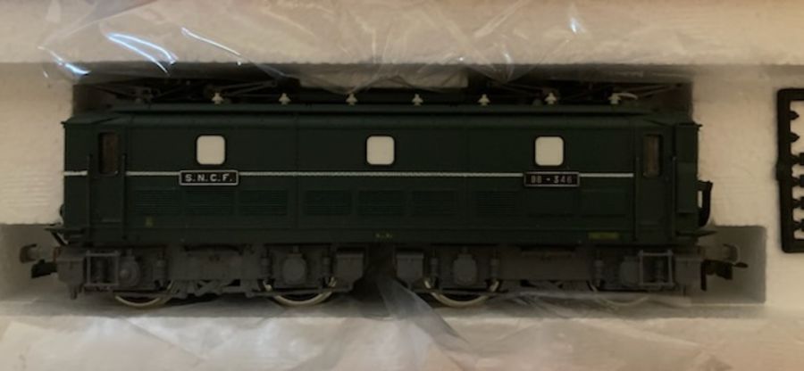 Railway ;Part of a fine private train collection. French pair of Loco boxed OO gauge Fine Boxed - Image 3 of 4