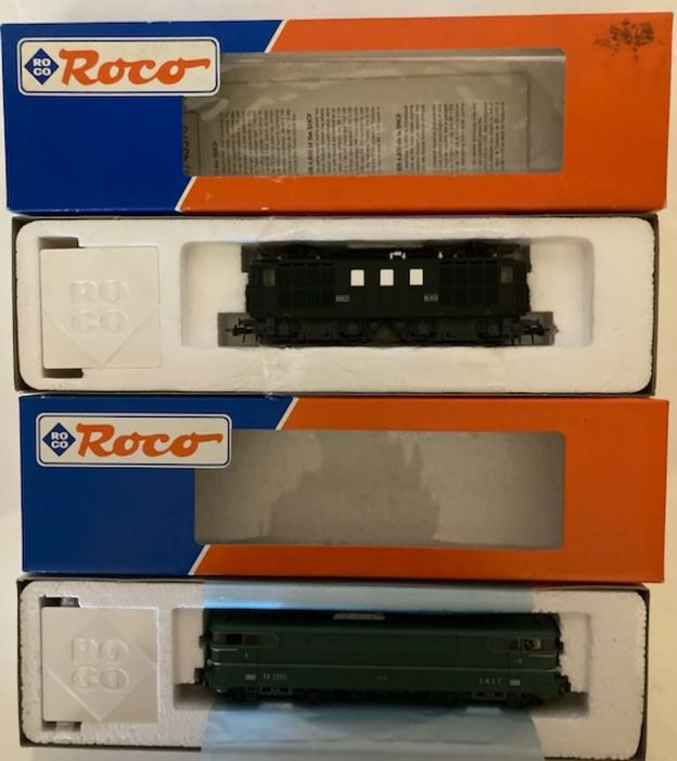 Railway;Part of a fine toy railway collection-Please see all listings. Loco OO gauge French boxed