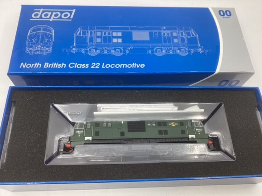 Dapol model Railway boxed toy ; 4D 012 009 Class 22 D6322 BR green SYP disc H code. Appears unused/