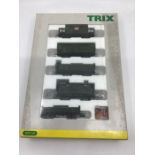 TRIX railway model toys 5 piece steam train set 23375. Appears excellent (1)