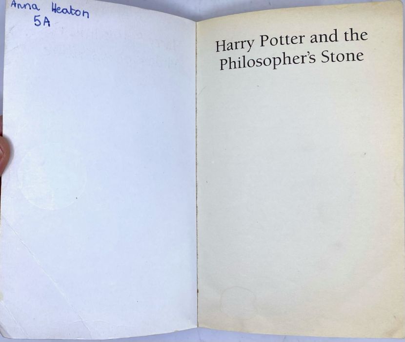Rowling, J. K. Harry Potter and the Philosopher's Stone, first edition, 11th issue, signed & - Bild 7 aus 9