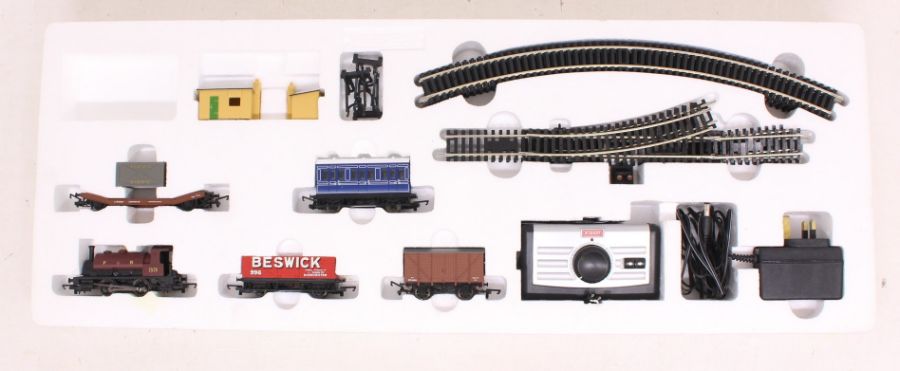 Hornby: A boxed Hornby, OO Gauge, City Industrial Set, Reference R1127; together with a boxed - Image 2 of 3