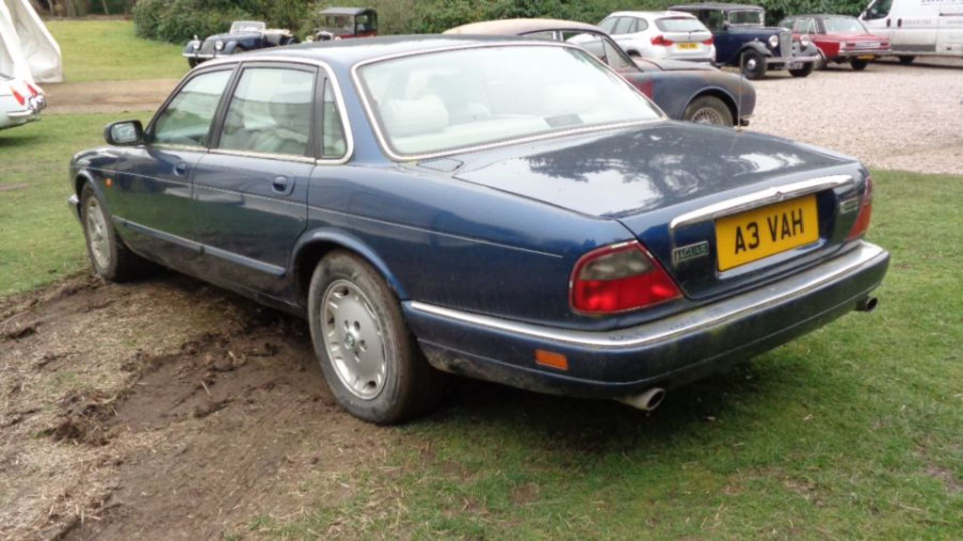 1997 Jaguar XJ Executive A3 VAH. 140700 miles shown. Beige leather - Image 4 of 4