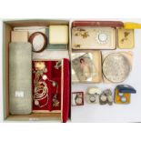 A collection of vintage costume jewellery to include Wedgwood jasperware silver set rings,
