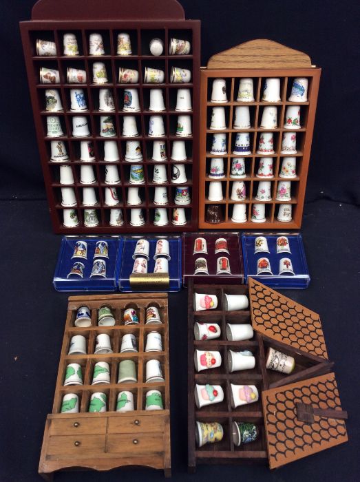 Large collection of mixed collectors' thimbles along with display trays, stands etc. - Image 16 of 17