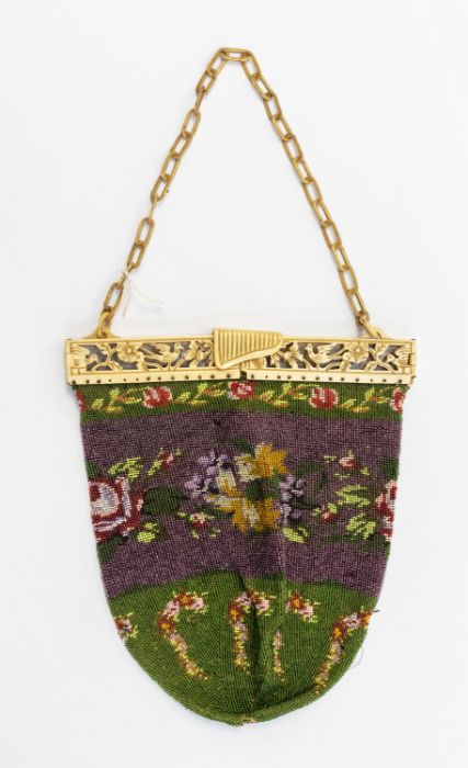 Early Edwardian Beaded Bag with a decorative collapsible ivorine frame (part of the frame is