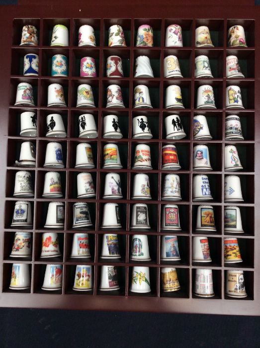 Large collection of mixed collectors' thimbles along with display trays, stands etc. - Image 7 of 17