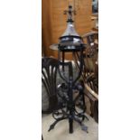 Roof mounted finial gas powered lamp