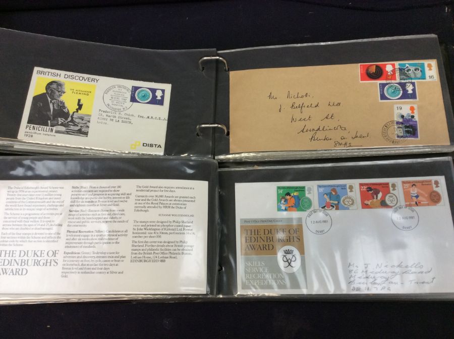 Carton containing a broad mix of albums  and loose stamps in packets, containing older sets and - Image 12 of 12