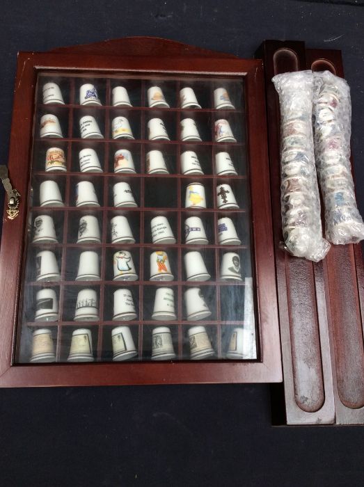 Large collection of mixed collectors' thimbles along with display trays, stands etc. - Image 8 of 17