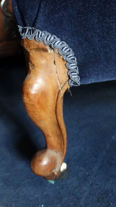 *Item to be collected from Friargate, Derby* A Victorian mahogany button back nursing chair, - Image 6 of 6