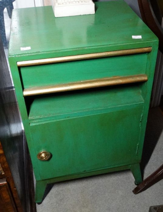 *Item to be collected from Friargate, Derby* A 19th century mahogany table commode, the hinged cover - Image 3 of 3