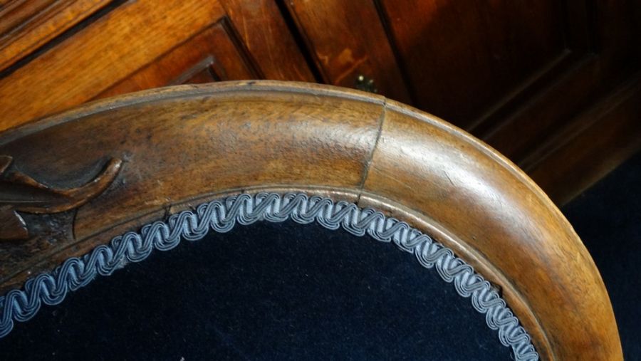 *Item to be collected from Friargate, Derby* A Victorian mahogany button back nursing chair, - Image 4 of 6