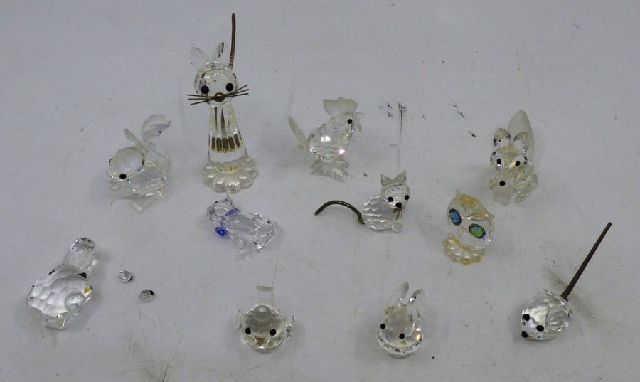 A collection of Swarovski Crystal glass animals, to include a Squirrel, cats fox etc, tallest just - Image 2 of 3