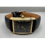 An 18ct yellow gold Gucci ladies wristwatch circa 1995. In running condition with new battery and