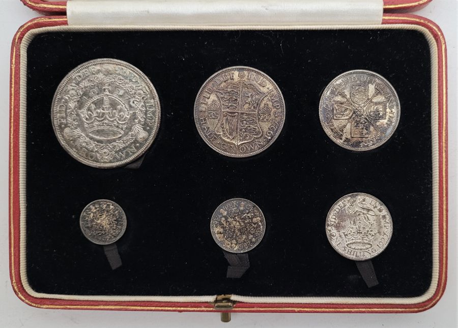 A George V 1927 Fourth Coinage silver proof set, Crown, Halfcrown, Florin, Shilling, Sixpence, - Image 4 of 4