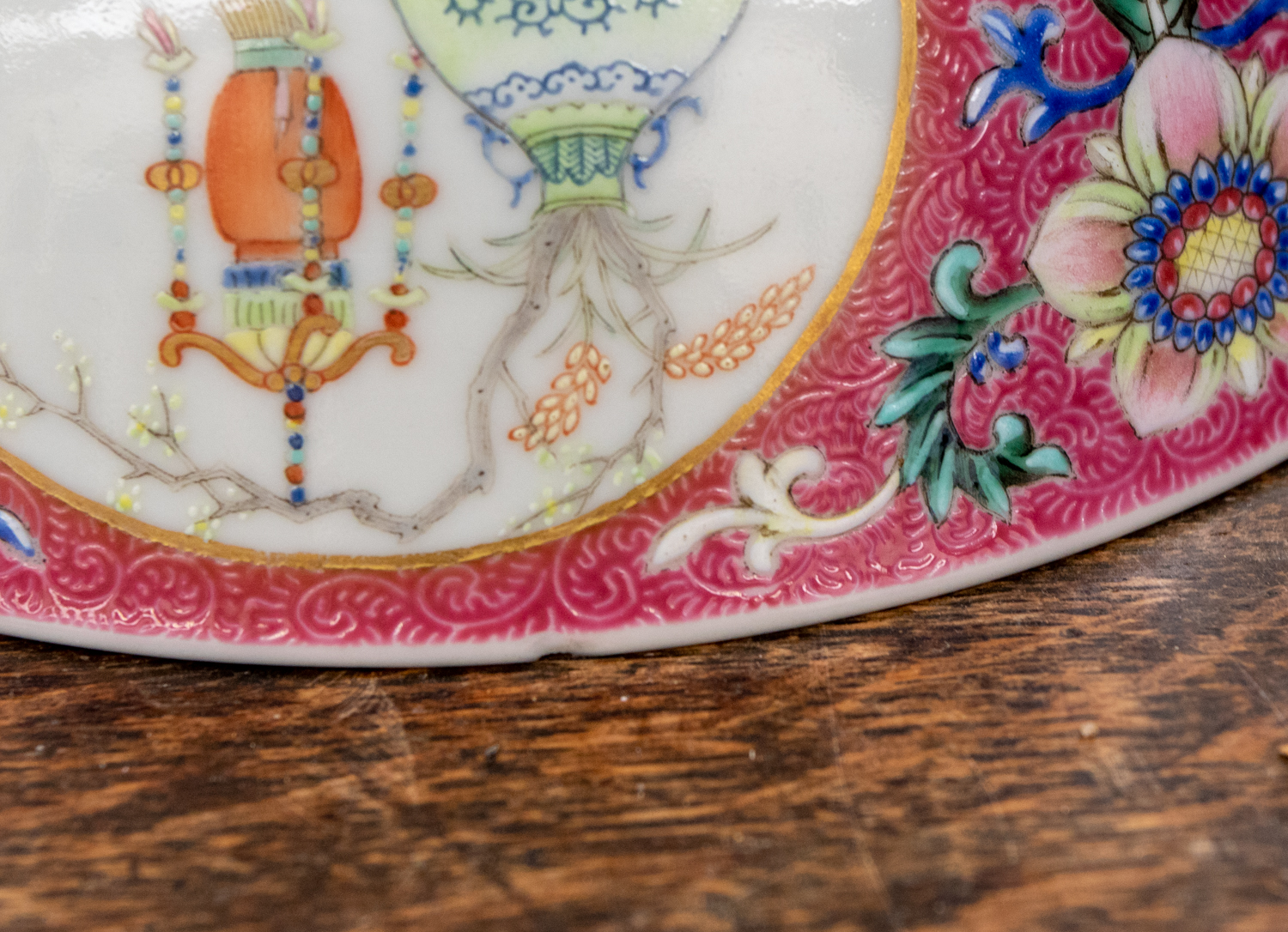 An Imperial porcelain famille rose pink ground medallion bowl, Daoguang (1821-1850) seal mark in - Image 10 of 12