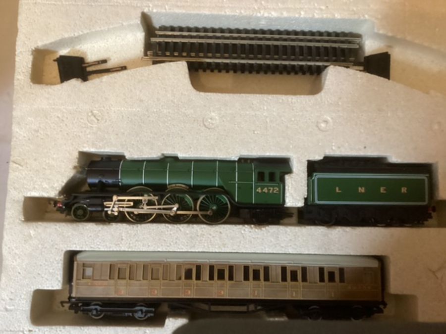 Hornby Flying Scotsman loco very good set (in poor box) electric train set and a Hornby Midnight - Image 8 of 13