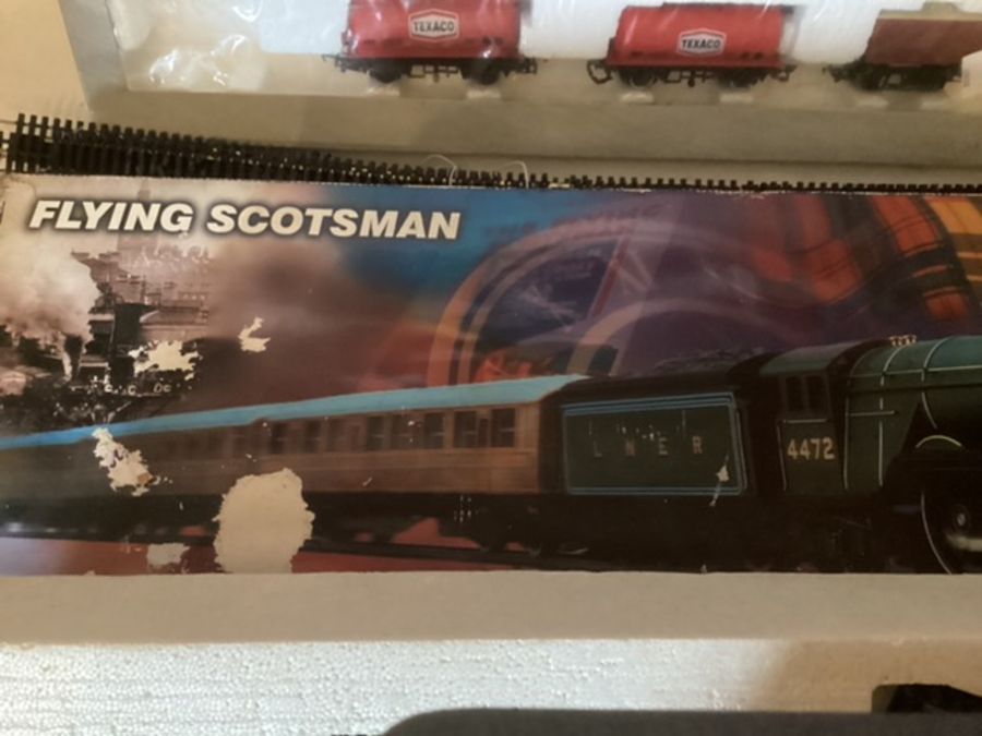 Hornby Flying Scotsman loco very good set (in poor box) electric train set and a Hornby Midnight - Image 3 of 13