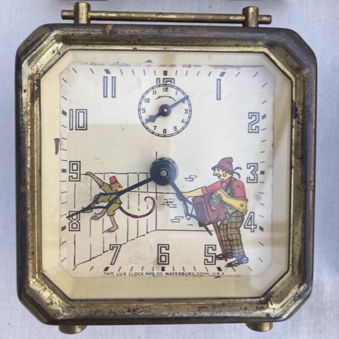 Clocks: A collection of four vintage animated alarm clocks, to comprise: Lux of USA. Includes Show - Image 4 of 6