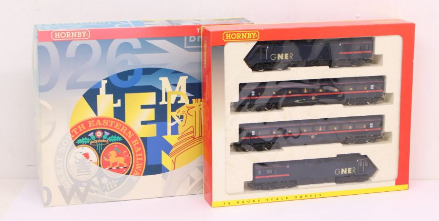 Hornby: A boxed Hornby, OO Gauge, Great North Eastern Railway 125 High Speed Train, Reference R2000.