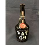 A mid 20th century bottle of VAT69 Scotch whisky 13⅓ fl ozs