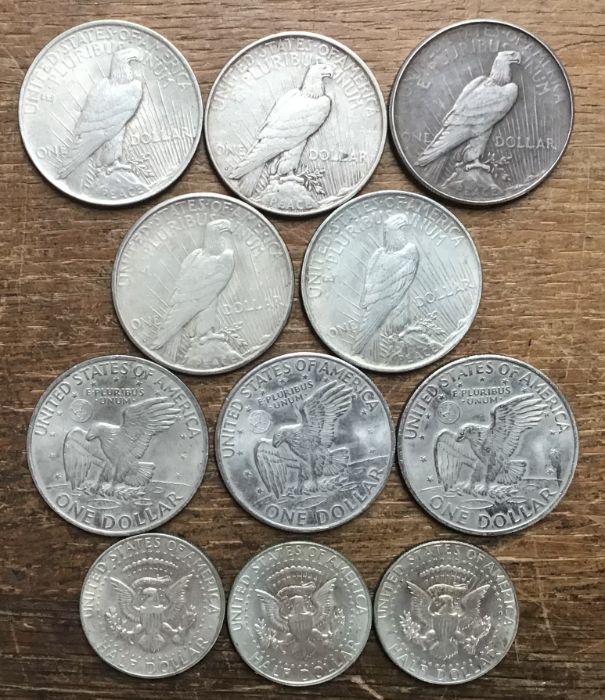 Collection of American Dollars & Half Dollars, includes 4 1922 and one 1924 Peace Dollars, 3 x - Image 2 of 2