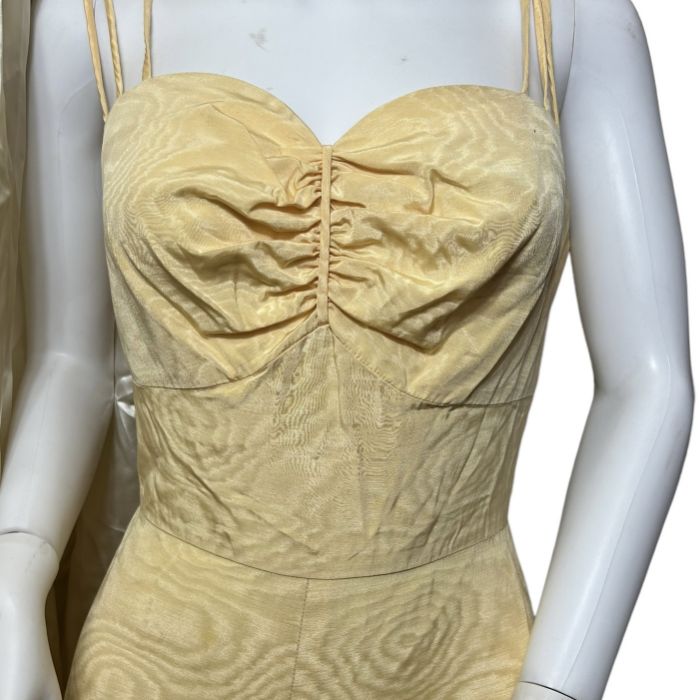 A 1930s/40s  wedding dress with sequined tulle yoke, a cream 1930s evening gown or wedding dress - Image 3 of 4