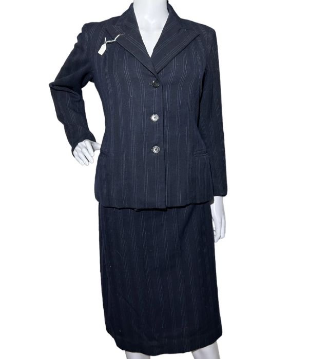 1940s suits to include 3 wartime suits made from men's suiting fabric, and one late 40s/early 50s in - Image 2 of 3