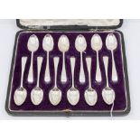 A cased set of twelve George V silver teaspoons of plain form, all hallmarked London, 1917, Josiah