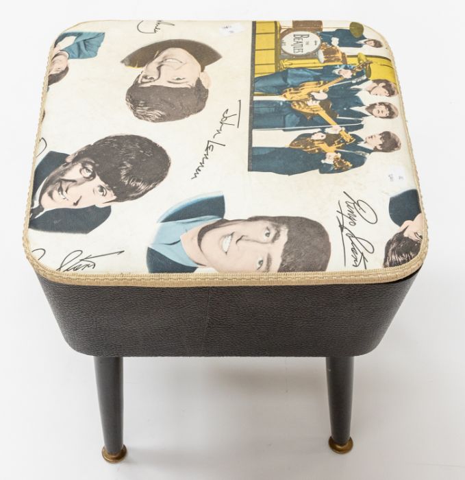 The Beatles - Vintage Sewing Box / Stool - it measures approx 14 .5 inches in diameter by 15 - Image 3 of 3