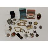 A large quantity of costume jewellery with examples from the 1930's up to contemporary examples,