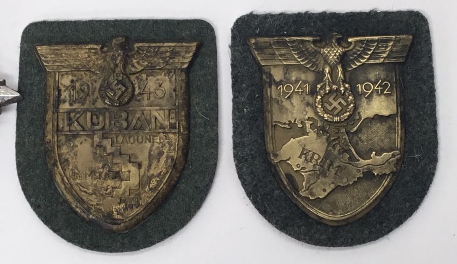 A selection of reproduction WW1/WW2 German awards and insignia. Of varying manufacturing quality, - Image 4 of 11