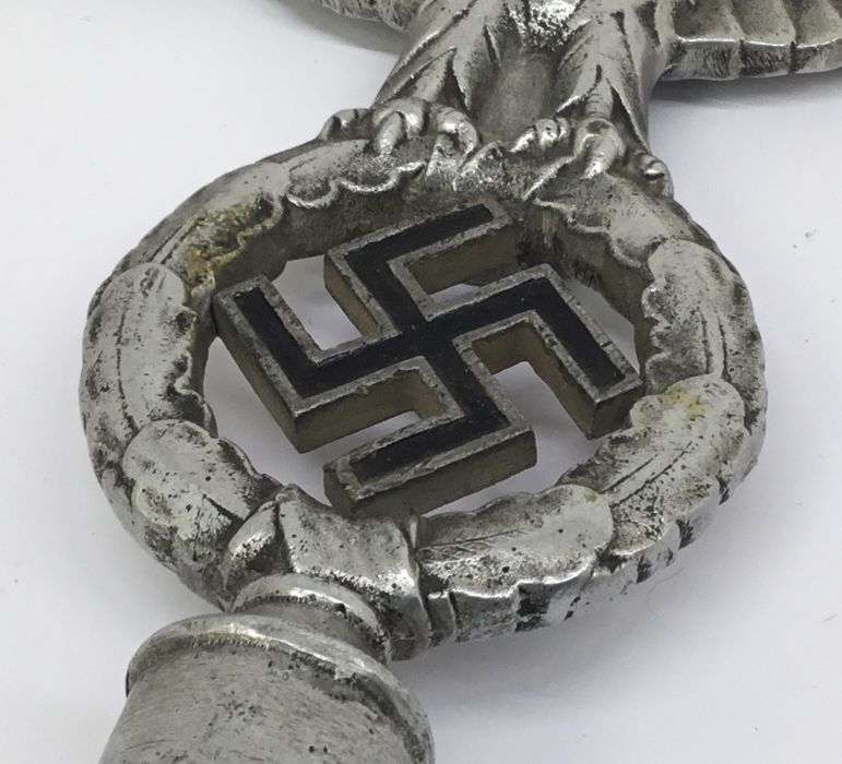 WW2 era German cast aluminium flag or standard topper. 2nd type design, with eagle and black painted - Image 7 of 7