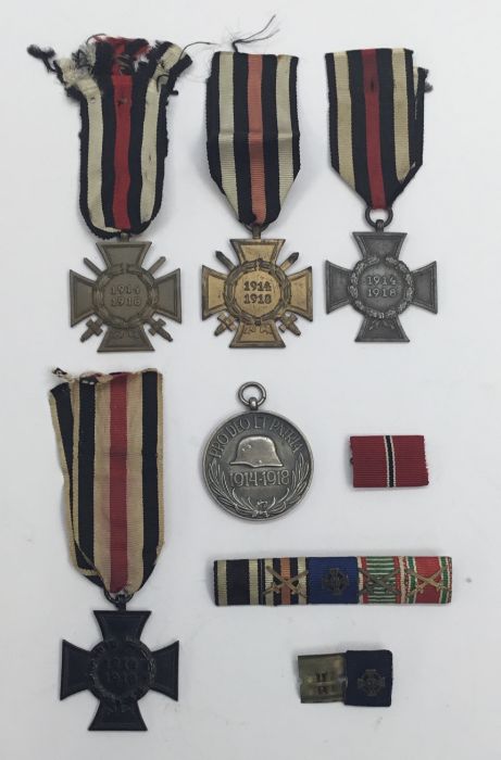 4 German WW1 Cross of Honour medals (instituted 1934), plus other items. To include: 2 bronze