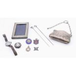 A collection of silver to include: a Birmingham silver cased small purse (broken carry handle), with