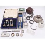 A collection of silver to include; a small Birmingham hallmarked ink well (no liner), a Chester