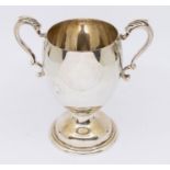 A Modern Irish silver two handled cup, hallmarked by T Weir & Sons., Dublin, 1970, approx 7.54