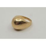 A 14ct. gold ring, size UK J-J 1/2. (6.6g)