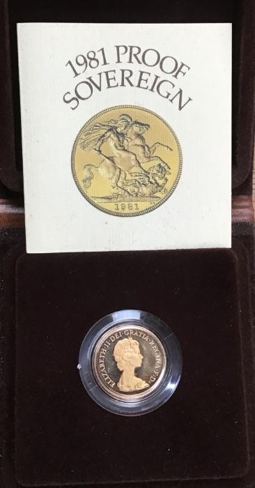 Royal Mint Gold Proof 1981 Sovereign in Original Case with Certificate of Authenticity. - Bild 2 aus 3