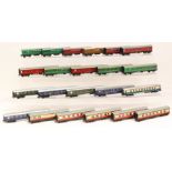 Hornby: A collection of twenty-two assorted unboxed Hornby Dublo and Marklin, OO Gauge coaches.