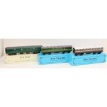 ACE Trains: A collection of three individually boxed ACE Trains O Gauge Coaches, to comprise: BR