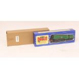 Hornby Dublo: A boxed Hornby Dublo, OO Gauge, BR Merchant Navy Class 4-6-2 'Elders Fyffes' 35016,