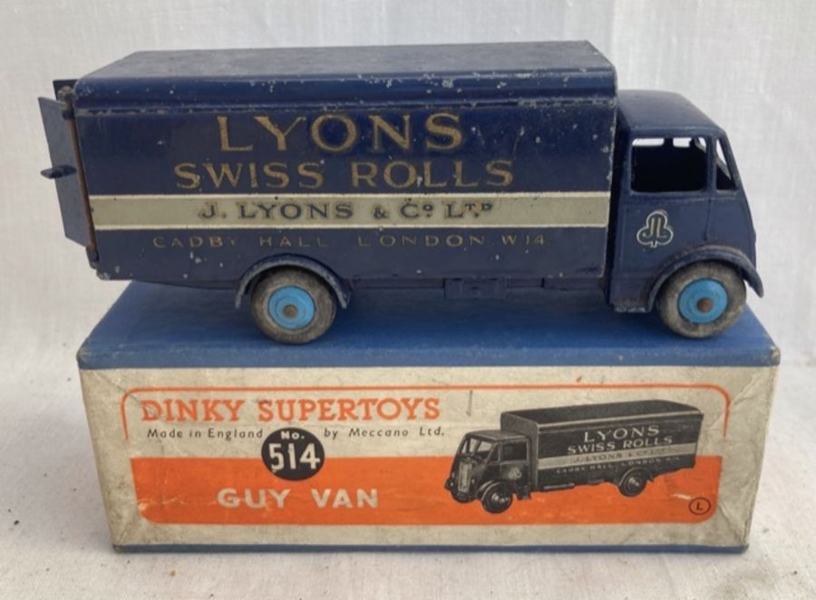 Dinky: A collection of three boxed Dinky Toys vehicles to comprise: Guy Van Lyons Swiss Rolls, - Image 4 of 5