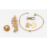 A collection of 9ct gold hallmarked jewellery along with yellow metal pieces marked "9c" or "9ct".