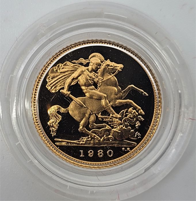 An Elizabeth II 1980 proof half sovereign gold coin, in capsule and Royal Mint case of issue. - Image 4 of 4